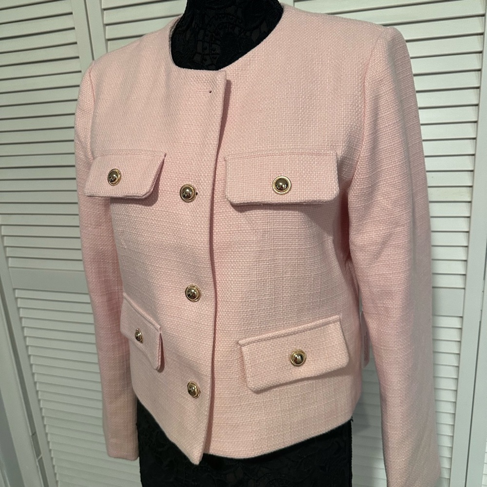 Chic Pink Blazer with Gold Accents